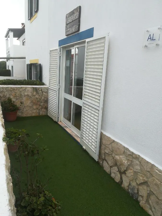 Carrapateira Lodge 0*,