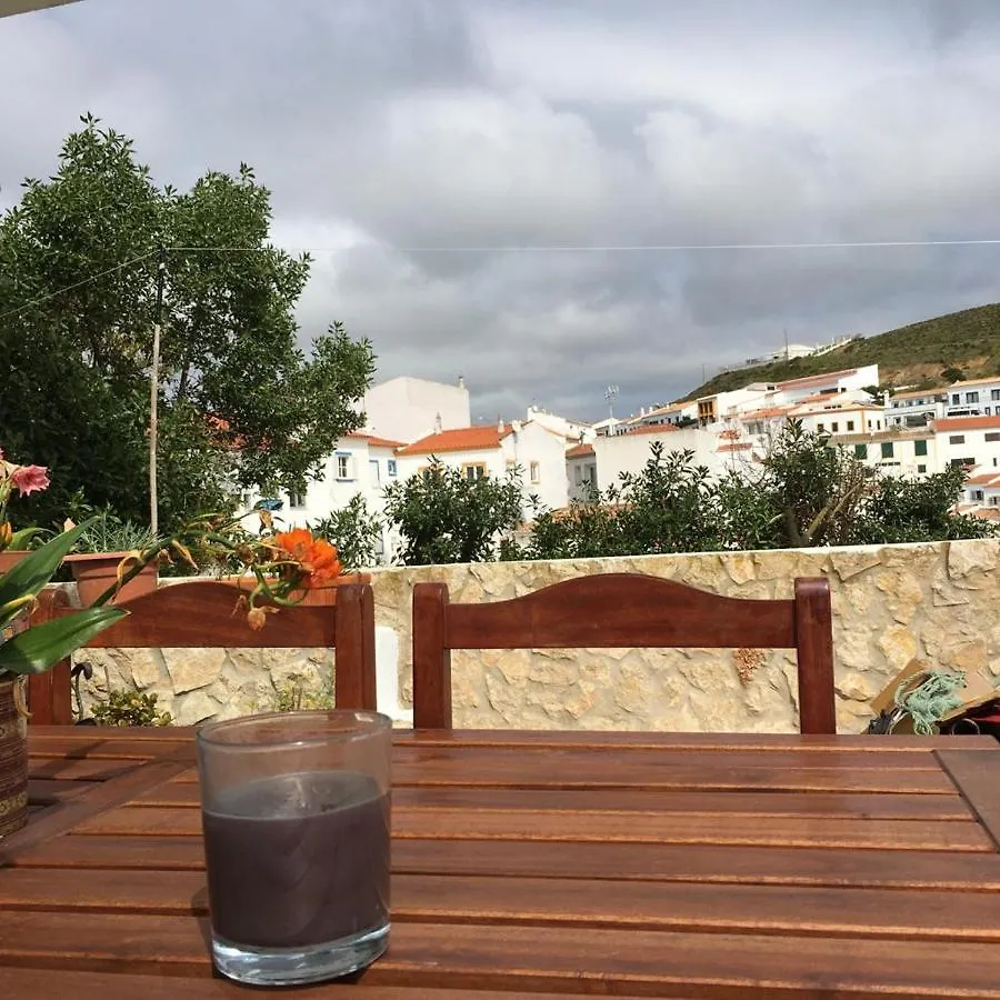Carrapateira Lodge